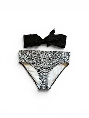 Victoria’s Secret bikini set